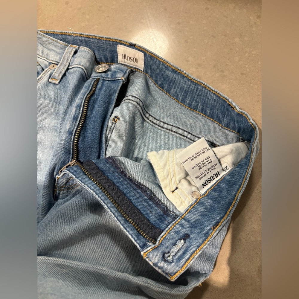 EUC Hudson Jeans! - Picture 2 of 3